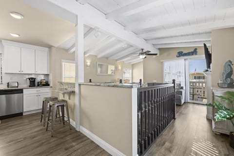 This stairway leads to front door. No internal access to downstairs.