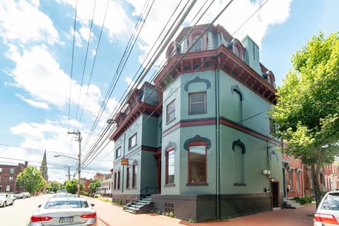 Welcome! Amazing Location