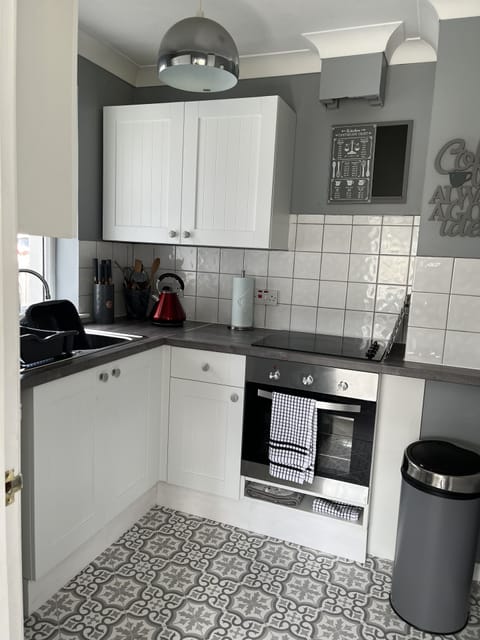 New kitchen now installed.