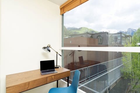 Have to get some work done? Enjoy this quiet corner with the mountain tops in the background.