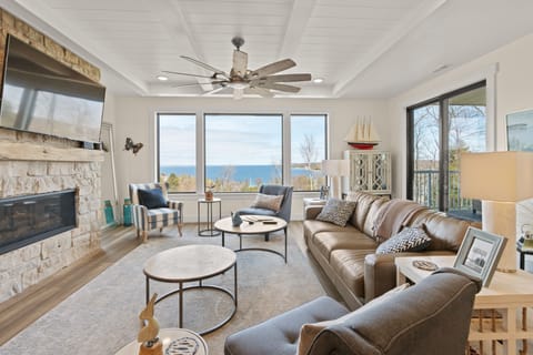 Beautiful Modern Condo with Incredible View! | Sister Bay, WI ...