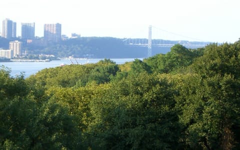 View of Riverside Park - Hudson River - George Washingon Bridge
