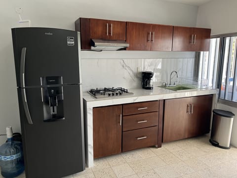 Fridge, microwave, oven, coffee/tea maker