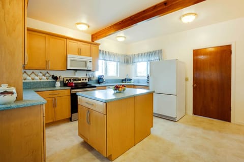 Kitchen | Cooking Basics | Drip Coffee Maker | Dishwasher