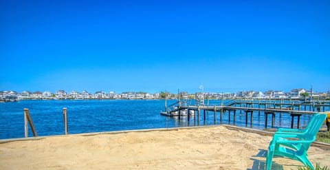 Beach nearby, sun loungers