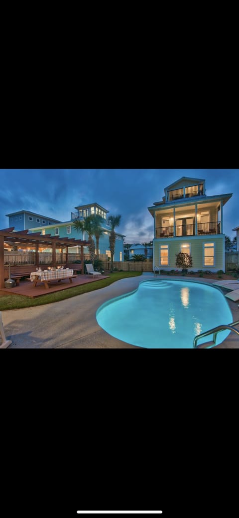 Private entertaining area with heated pool lots of seating brand new barbecue