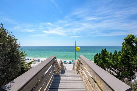 Beach/ocean view