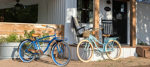 A1F9714F-1AA6-4938-AD0A-A7C764C899DB