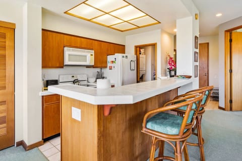 Kitchen situated in a great place to allow for conversation whil