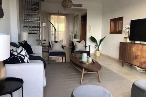 55dcddb3 fb32 42a0 a1f0 141e49fe0fc2