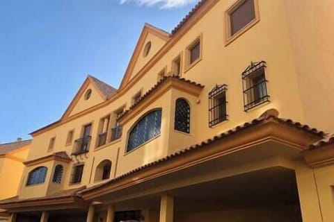 718bda37 b170 40b6 9e67 4f998f82cb6b