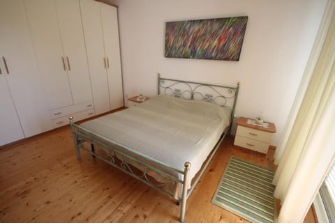 2 bedrooms