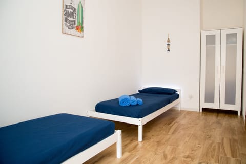 2 bedrooms, in-room safe, free WiFi, bed sheets