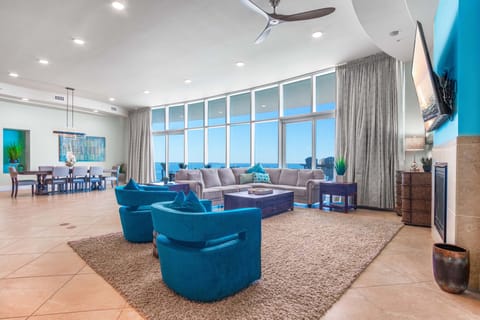 Turquoise Place C2902 Living Room