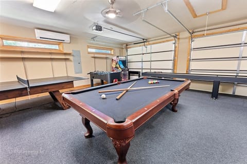 Furniture, Table, Indoors, Pool Table, Room