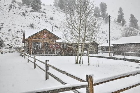 Cabin Exterior | Central Location