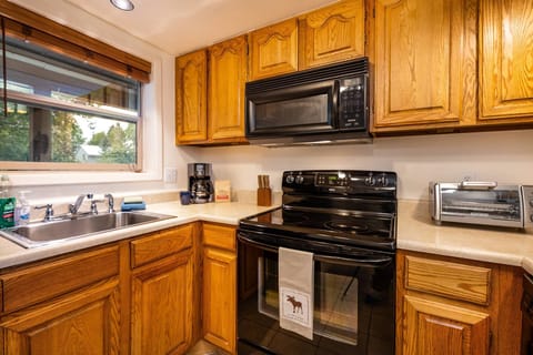 Full Kitchen for Convenience