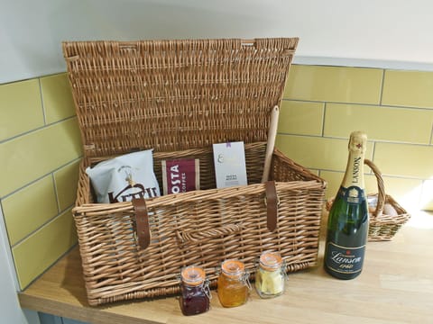 Generous welcome hamper | Perivale Lodge, near Lydney