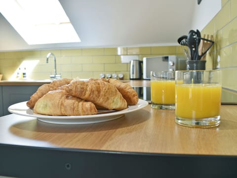 Thoughtfully converted kitchen/dining room | Perivale Lodge, near Lydney