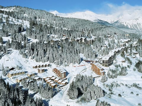 Sky, Snow, Mountain, Cloud, World, Natural Landscape, Slope, Ice Cap, Terrain, Mountainous Landforms