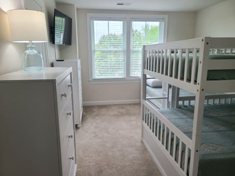 4 bedrooms, iron/ironing board, cribs/infant beds, WiFi