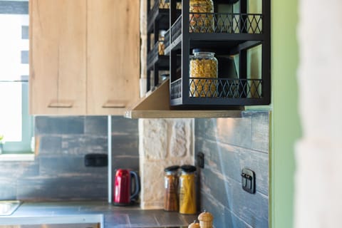 Exciting kitchen details.
