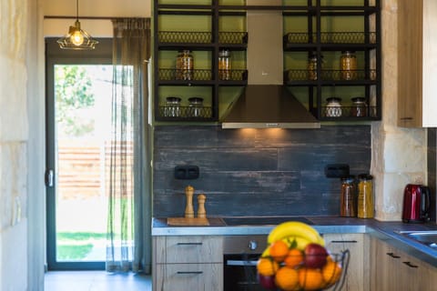 Exciting kitchen details.