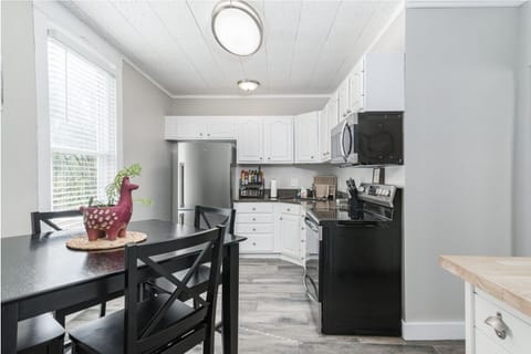 Kitchen and Eating Area