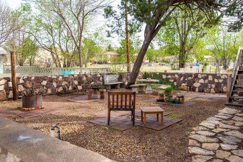 Flagstone, Furniture, Ground, Tree, Gravel