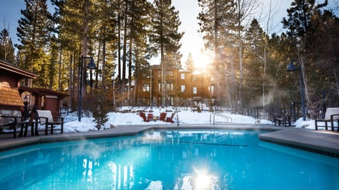 Indoor pool, outdoor pool