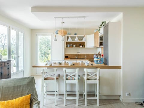 Table, Cabinetry, Furniture, Property, Window, Countertop, Chair, Wood, Shelving, Shelf