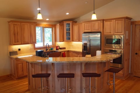 Kitchen with Breakfast Island