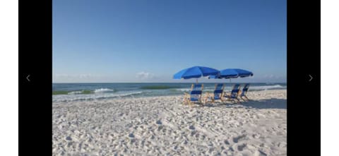 Beach nearby, sun loungers, beach towels