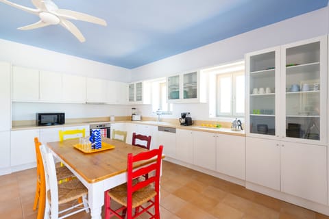 Spacious kitchen seats 8. Top-of-the-line appliances, all you need for cooking