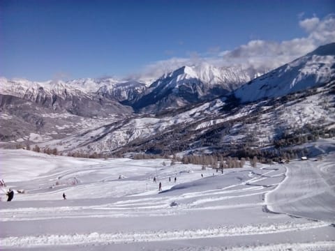 Snow and ski sports