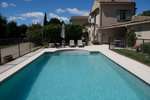CARPENTRAS holiday rental farmhouse for rent piscine
