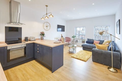 Licence to Chill, Saltburn-by-the-sea - Stay North Yorkshire