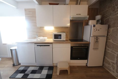 Fridge, oven, dishwasher