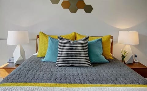 Comfortable Queen Bed