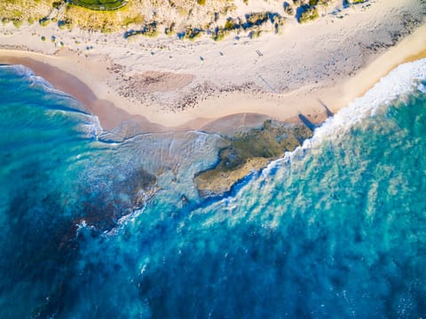 Beach nearby, sun loungers, beach towels