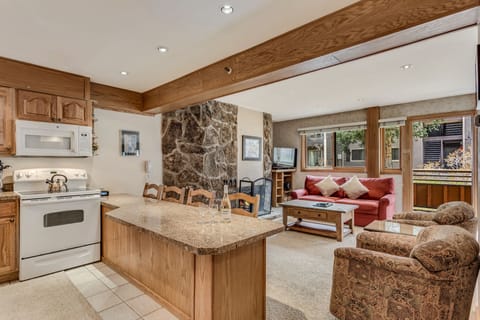 Full kitchen with bar seating