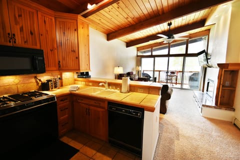 Main Living Area with Vaulted Ceilings - Main Living Area with Vaulted Ceilings