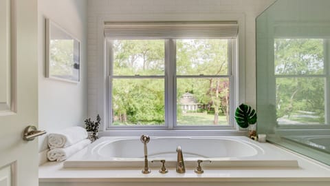 Bathtub, hair dryer, towels