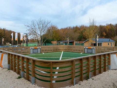 Cloud, Sky, Fence, Tree, Grass, Shade, Landscape, House, Home Fencing, Wood