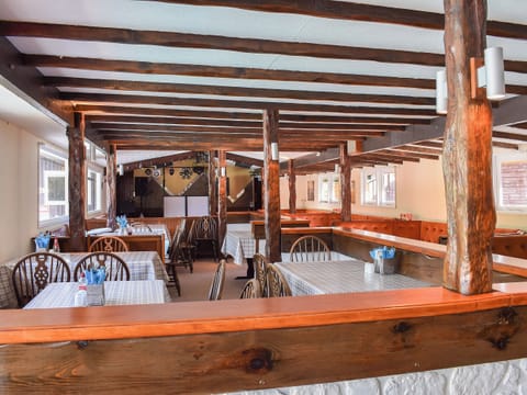 On-site café | Oak Haven, Cenarth, near Newcastle Emlyn