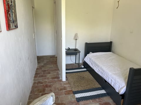 5 bedrooms, iron/ironing board, travel crib, free WiFi