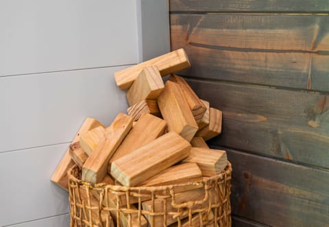 Ready for some fun? This collection of games and puzzles offers endless entertainment on those lazy afternoons