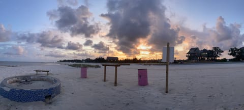 Beach nearby, sun loungers, beach towels