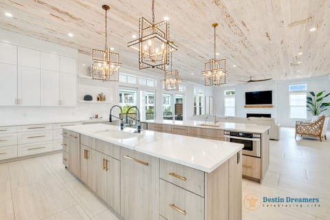 Second Floor Gourmet Kitchen - Double Islands - Double Ovens - Double Sinks