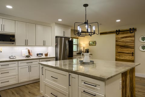 Updated Chefs kitchen, perfect for entertaining